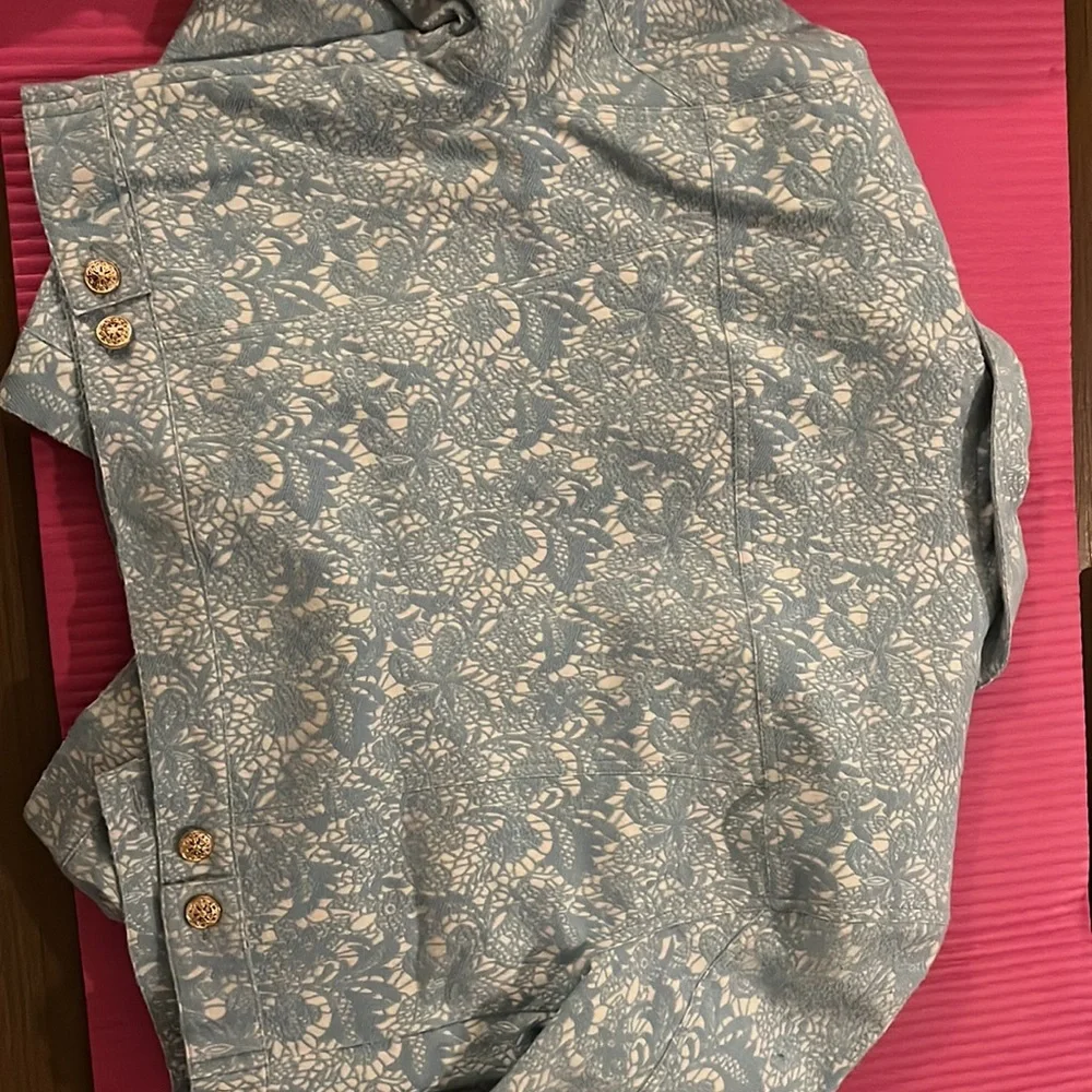 jacket - Picture 2 of 3